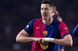 包含莱万多夫斯基官方宣布持续失利新规，澳大利亚队引发争议！的词条